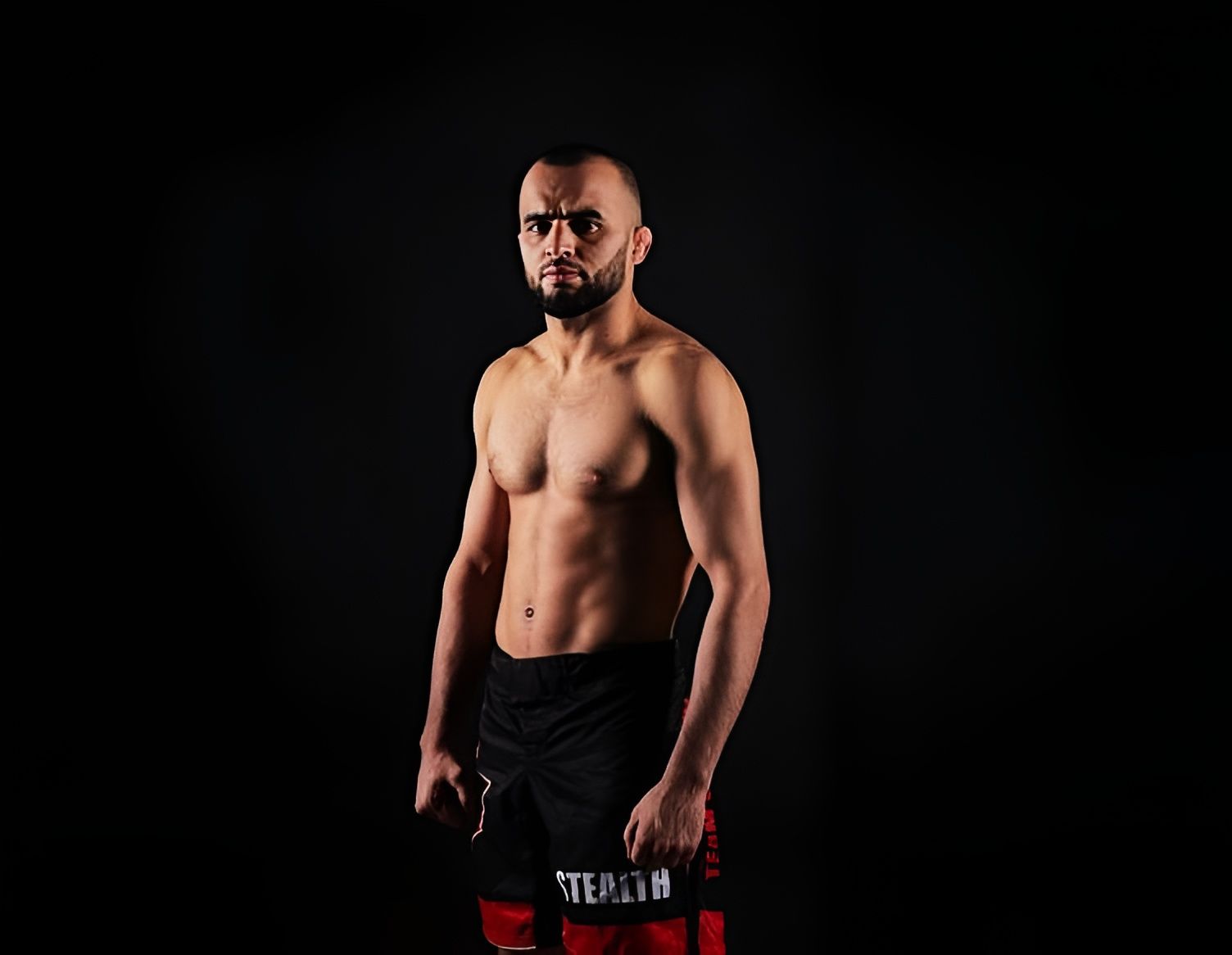 کریم بدخشی، ورزشکار افغان برای کسب کمربند قهرمانی در اسپانیا آماده می‌شود