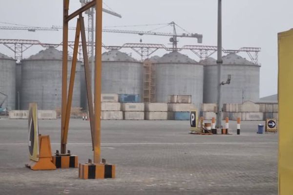 ایران: د چابهار بندر له لارې د ایران او افغانستان اقتصادي اړیکې پیاوړې کېږي