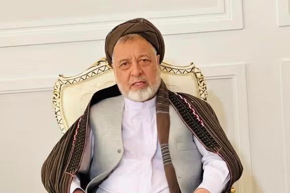 هر څوک چې د جګړې د مهار لپاره ګام اخلي، د ستاینې وړ دی