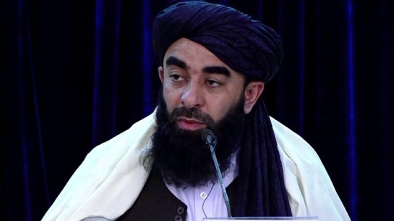 سخنگوی طالبان: حکومت جدید پاکستان به امنیت این کشور رسیدگی کند