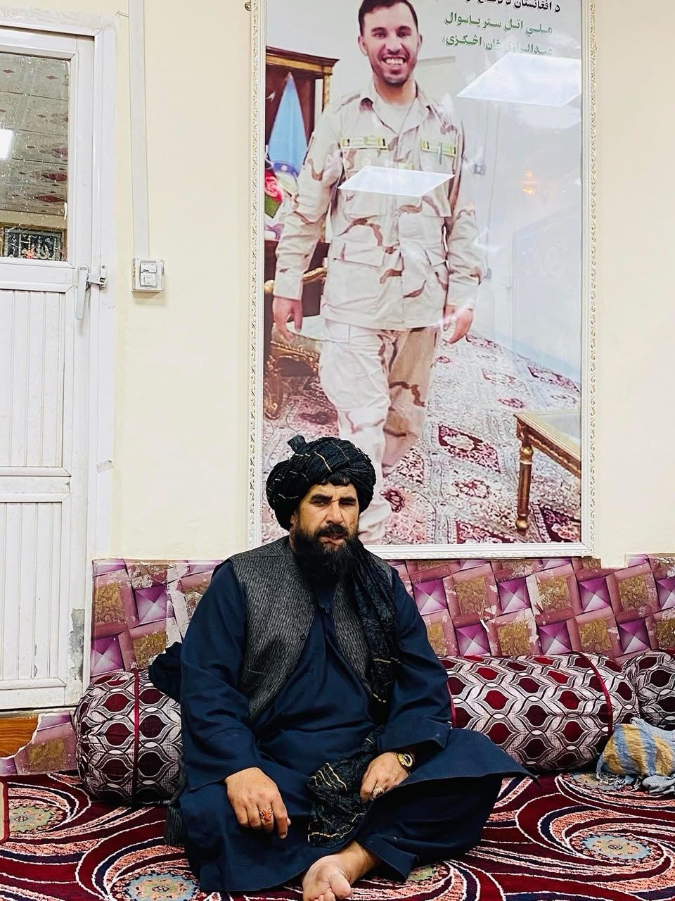 سرچینې: په کندهار کې یو پخوانی نظامي د ناڅرګندو کسانو په ډزو کې ټپي شوی 