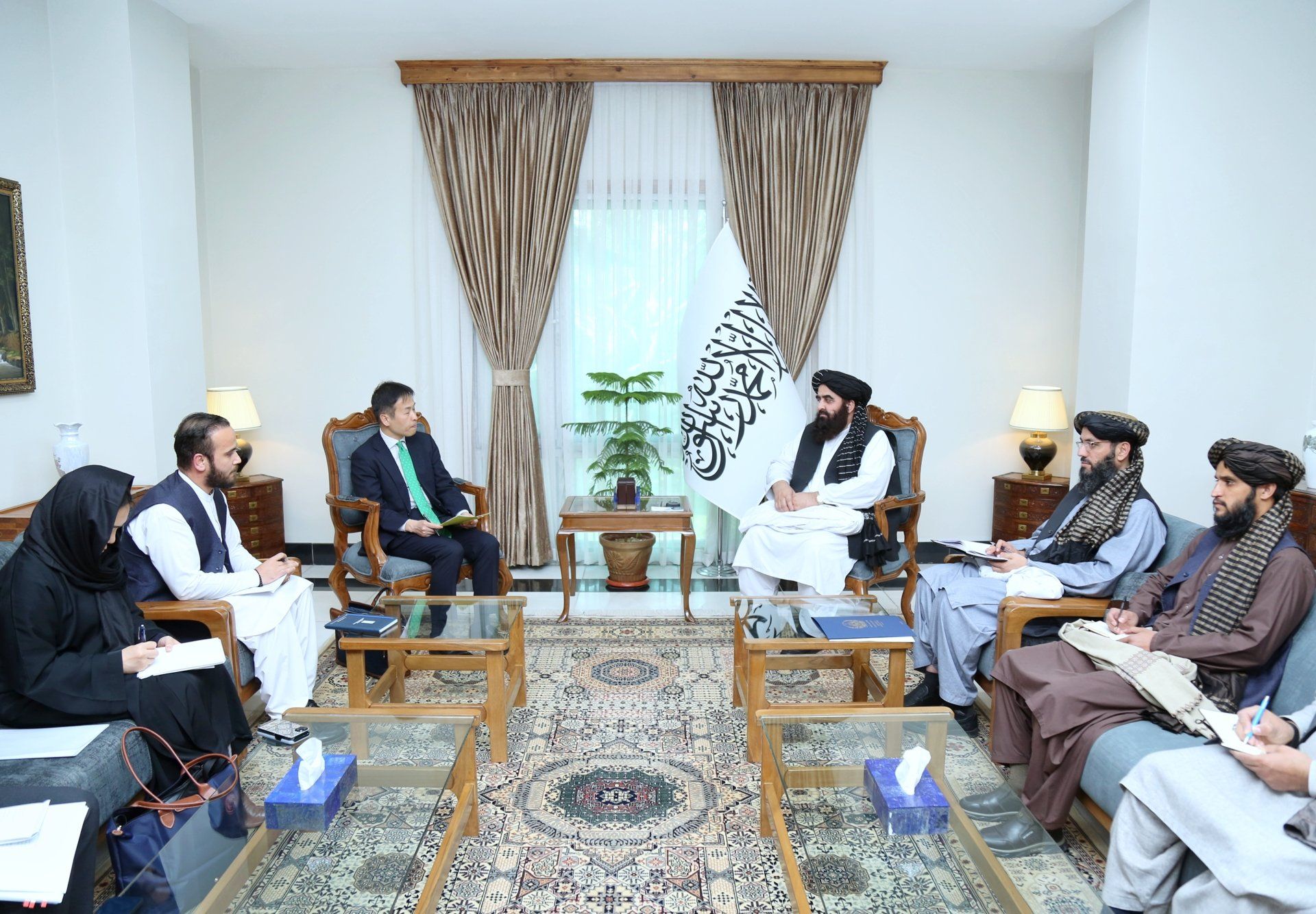 امیرخان متقي: د متوازن چلند او اقتصادي تګلارو له امله مو ډيپلوماتیک پرمختګ کړی