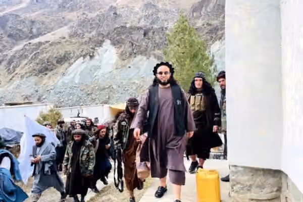 جمعهخان فاتح: «له نظام سره ستونزه نه لرو، زموږ مخالفت له رالېږل شوې قطعې سره دی»
