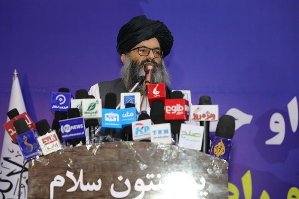 کډوالۍ ته د طالبانو شرعي جواز: کډوالي واجب او فرض ده، خو اوسمهال له وطن سره جفا ګڼل کېږي