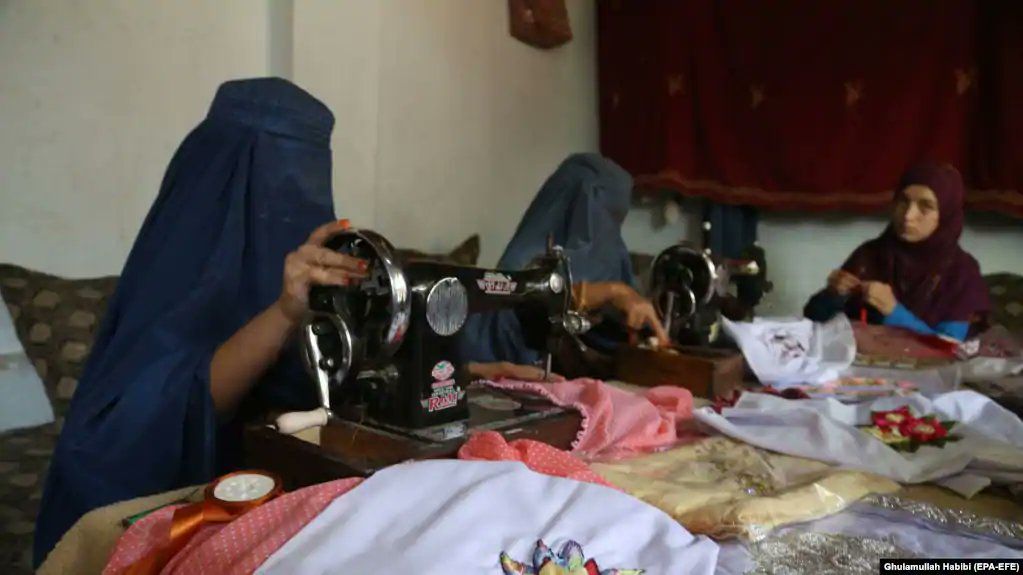 طالبان از احیای دوباره اتاق تجارت و صنایع زنان افغانستان خبر داد