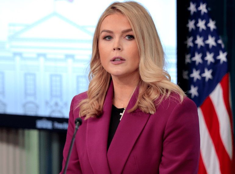 کارولین لیويټ: هغه معترضان اوس چېرته دي چې د فلسطین د ازادۍ شعارونه یې ورکول 