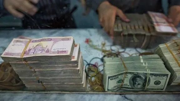 د طالبانو تر واک لاندې د افغانستان بانک سبا ۱۵ میلیونه ډالر لیلاموي