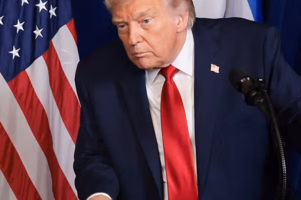 ترامپ: در صورت نیاز از حمله جدید به ایران حمایت میکنم