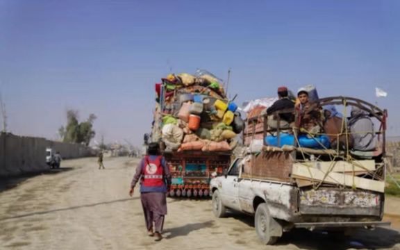 Rights Activists Urge UN To End Forced Deportations Of Afghans From Iran, Pakistan