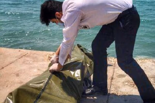 اجساد دو مهاجر افغان در یک شهرستان کوچک در ایران کشف شد