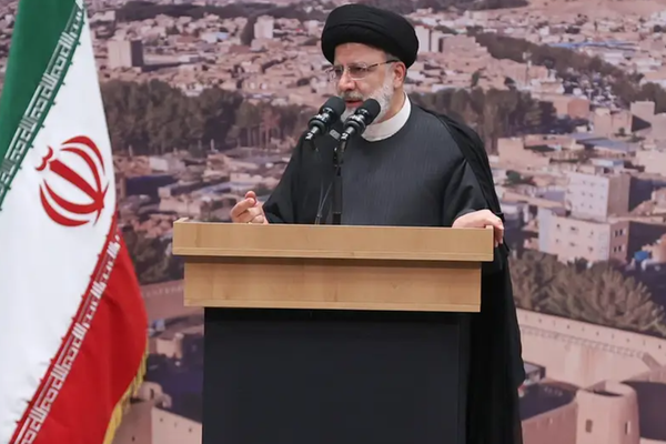 Iranian President Orders Smooth Facilitation Of Trade With Afghanistan