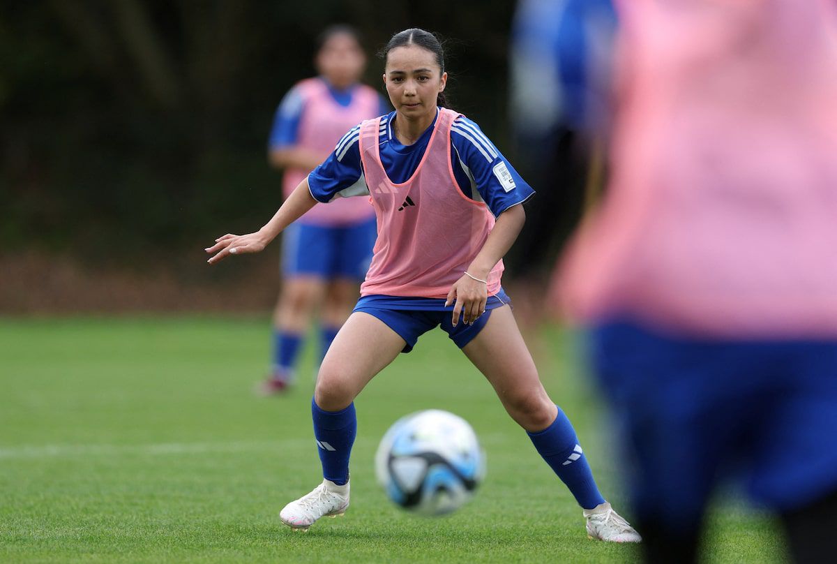 دیده‌بان حقوق بشر از بازگشت فوتبالیست‌های زن افغان به رقابت‌های بین‌المللی استقبال کرد