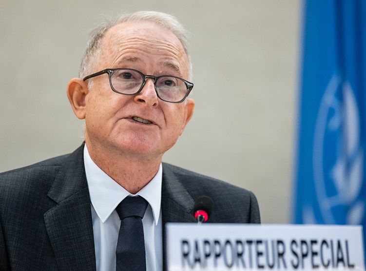 ریچارډ بېنټ د افغانستان د بشری وضعیت په تړاو د خبرو اترو لپاره قطر ته ځي 