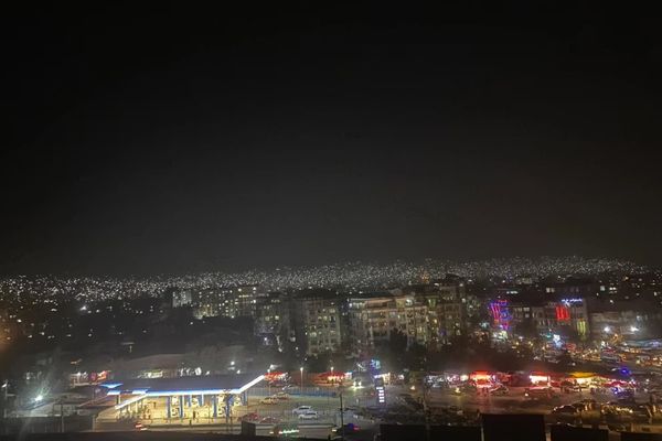 من كان الهدف في الغارات الجوية التي هزّت كابل؟