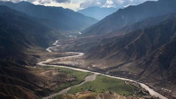 نېشن ورځپاڼه: د پاکستان حکومت پلان لري چې د چترال سیند اوبه د سوات سیند ته واړوي