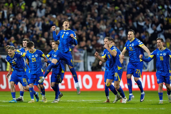 ایتالیا با شکست مقابل بوسنیا برای سومینبار پیاپی از صعود به جام جهانی بازماند