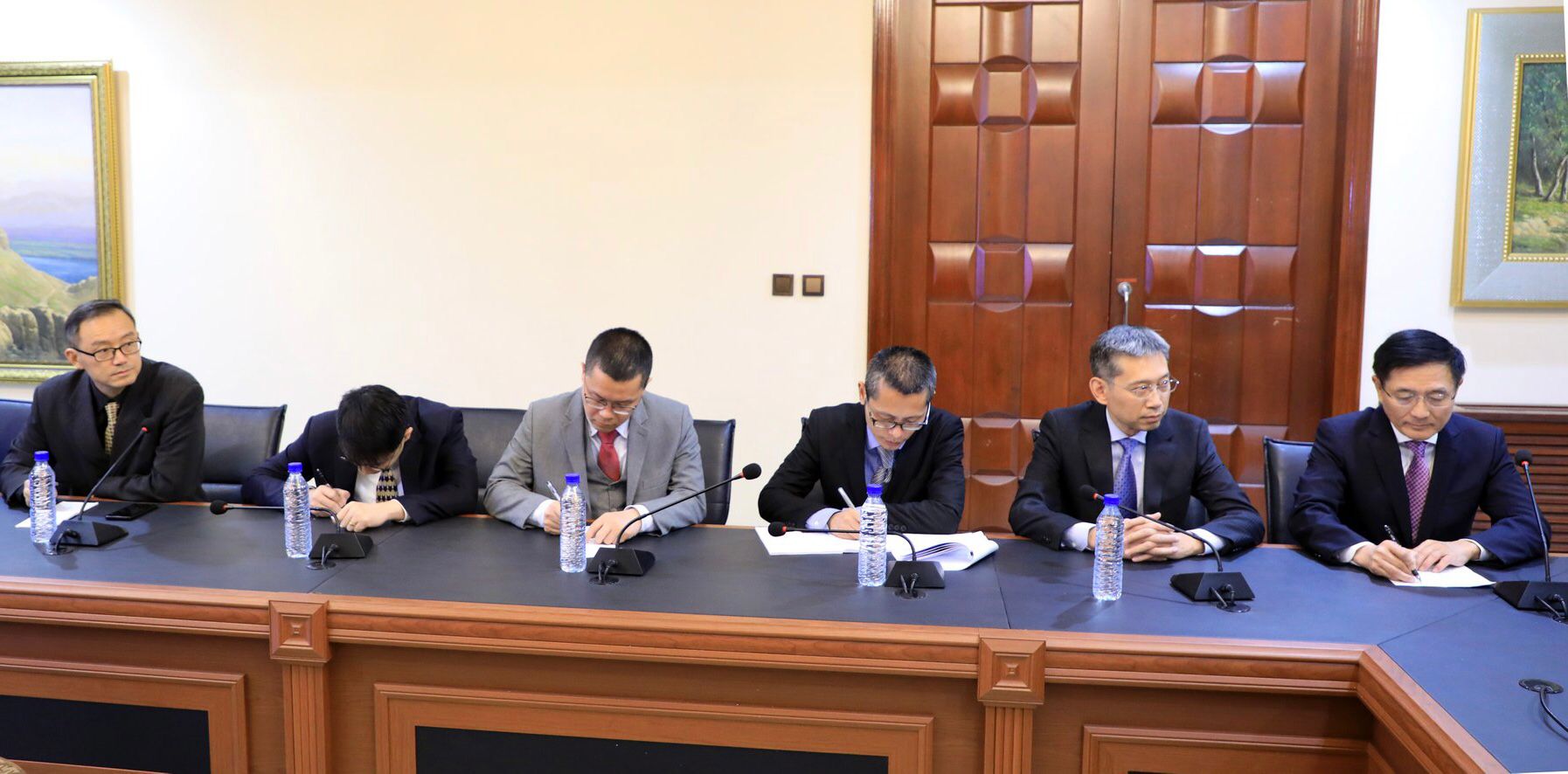 د چین یو ۶ کسیز جګپوړی پلاوی "د پاکستان له پیغام" سره کندهار ته تللی