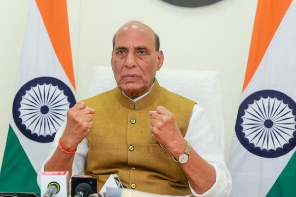 د هند دفاع وزیر: سرحدونه بدلېدای شي او کېدای شي سند د هند برخه شي