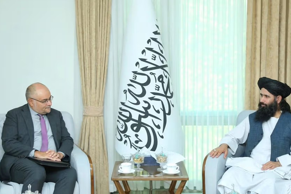 المبعوث الأوروبي الخاص يزور كابل ويلتقي مسؤولي طالبان