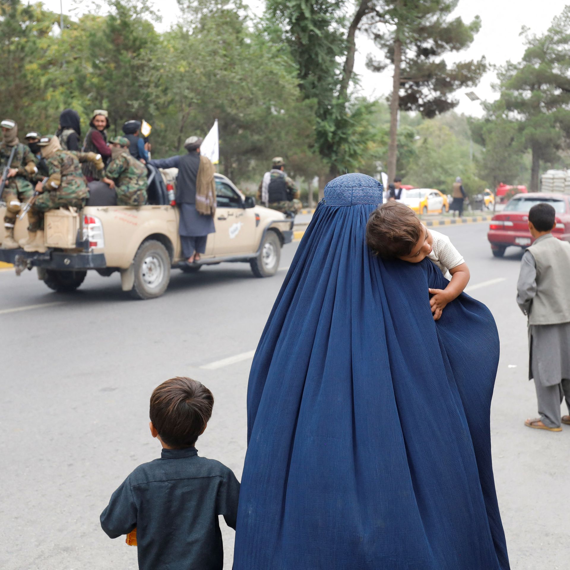 گزارش بی‌بی‌سی نیوز از "همه‌گیری افکار خودکشی" در میان زنان افغان