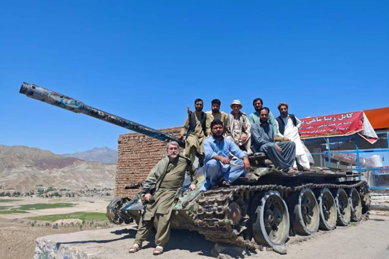 ۴۰ کاله وروسته؛ روسیه خپل یو پخوانی سرتېری له افغانستان نه بېرته مسکو ته بیايي