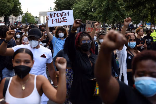 مقام اتحادیه اروپا میگوید نژادپرستی در سراسر اروپا ریشه دوانده است