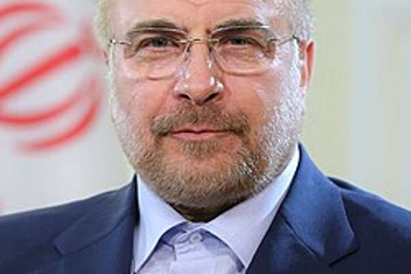 باقر قالیباف: د ایران او عراق اوسنی وضعیت حساس او تاریخي دی
