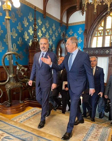 وزیر خارجه ترکیه در مسکو: جنگ اوکراین برنده ندارد