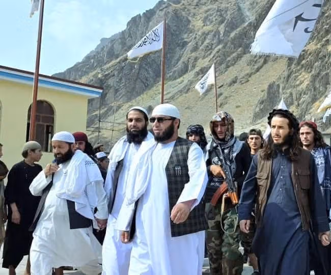 عضو رهبری جمعیت: جمعه فاتح فرصت طلایی دارد تا به مردم بازگردد