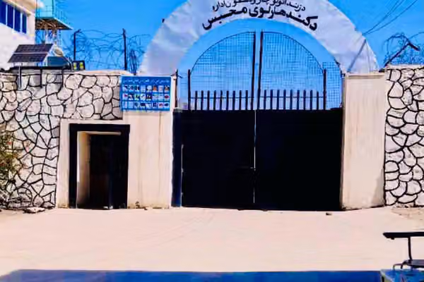 طالبان ۲۵۱ زندانی را از زندانهای قندهار و پروان آزاد کرد