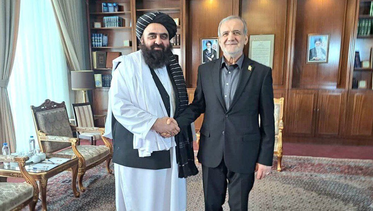 روزنامه جمهوری اسلامی: پاکستان خطر طالبان را فهمید، ایران نه