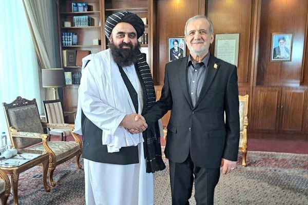 روزنامه جمهوری اسلامی: پاکستان خطر طالبان را فهمید، ایران نه