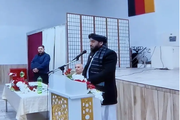 Taliban Official's Appeal to Afghans in Germany: "Don't Trust the Media"