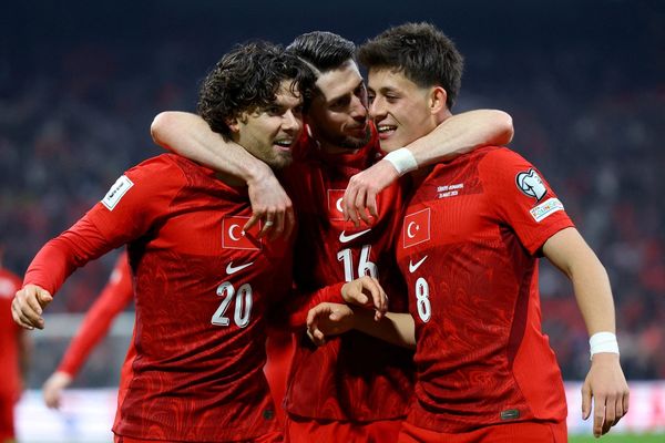 ترکیه با پیروزی مقابل رومانیا، در یک قدمی صعود به جام جهانی قرار گرفت
