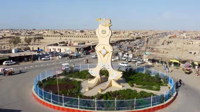 طالبان در نیمروز هشت نفر را به اتهام عضویت در «جبهه سپاهیان میهن» بازداشت کرد