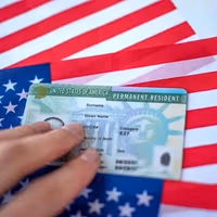 امریکا بررسی درخواست مهاجرتی از افغانستان و ۱۸ کشور دیگر را متوقف کرد