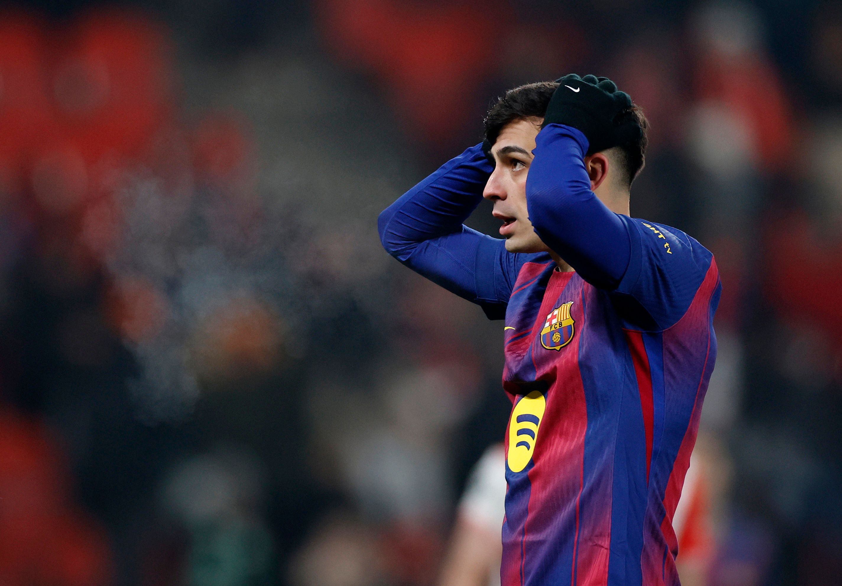 مشکل تازه در باشگاه بارسلونا؛ آبی‌اناری‌ها برای یک ماه، پدری گونزالس را از دست دادند