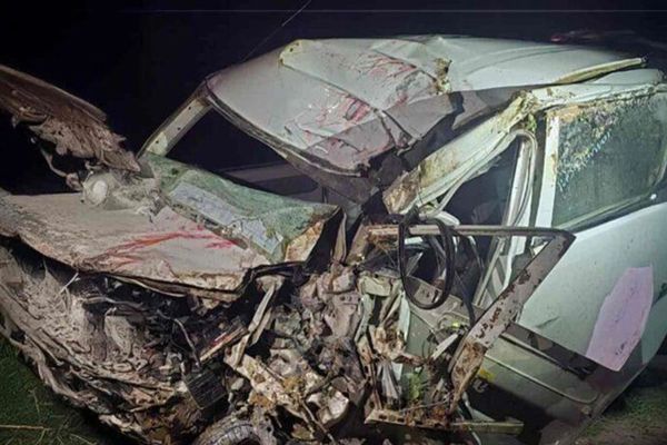 د جوزجان-بلخ پر لویه لاره په یوې ترافیکي پېښه کې یو کس مړ او دوه نور ټپیان شوي دي