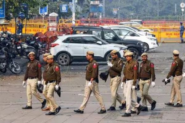 چند دادگاه در دهلی پس از تهدید امنیتی تخلیه شدند