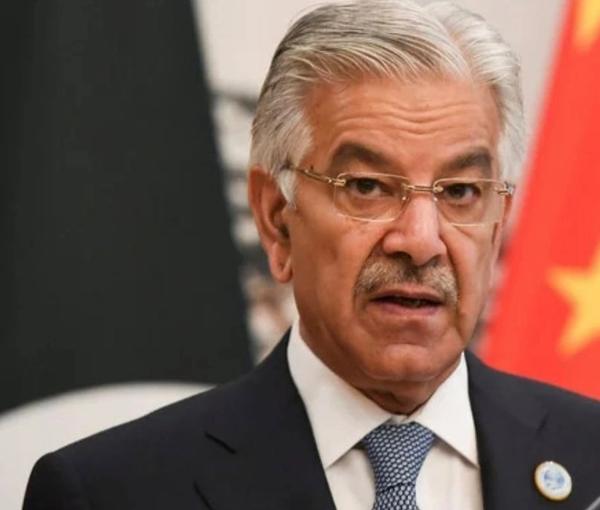 وزیر دفاع پاکستان: ما در یک کشور ورشکسته زندگی می‌کنیم