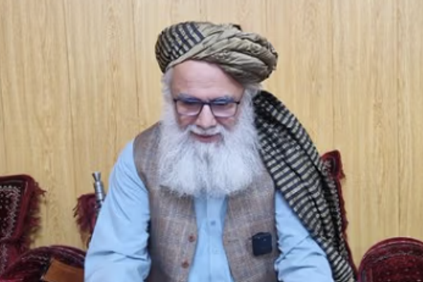 طالبان تعتقل أحد كبار علمائها بعد انتقاده القيادة