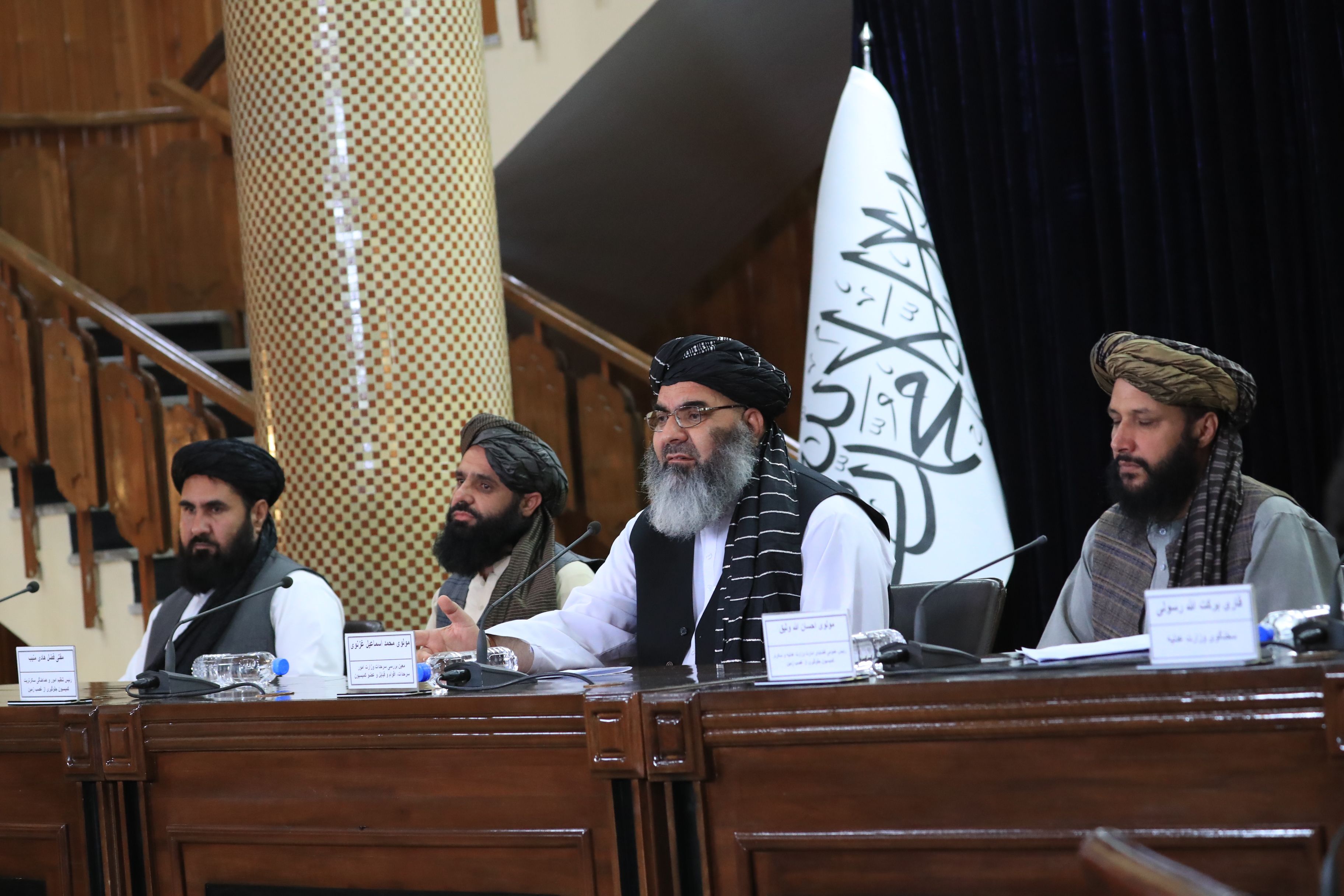 د مولوي هبت الله فرمان؛ طالبان د غصب شویو ځمکو د راګرځولو لپاره نوی وزارت جوړوي