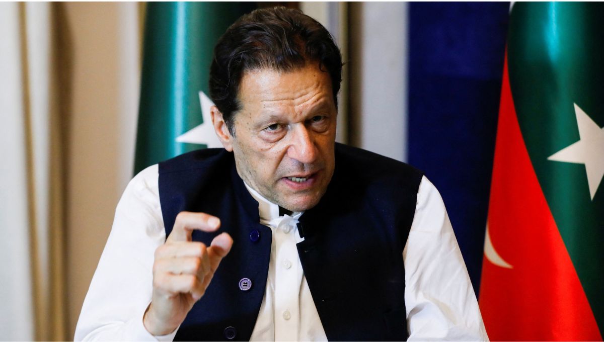 عمران خان: د دې پر ځای چې عاصم منیر له ما د بښنې غوښتنه وکړي، باید خپله له ما بښنه وغواړي