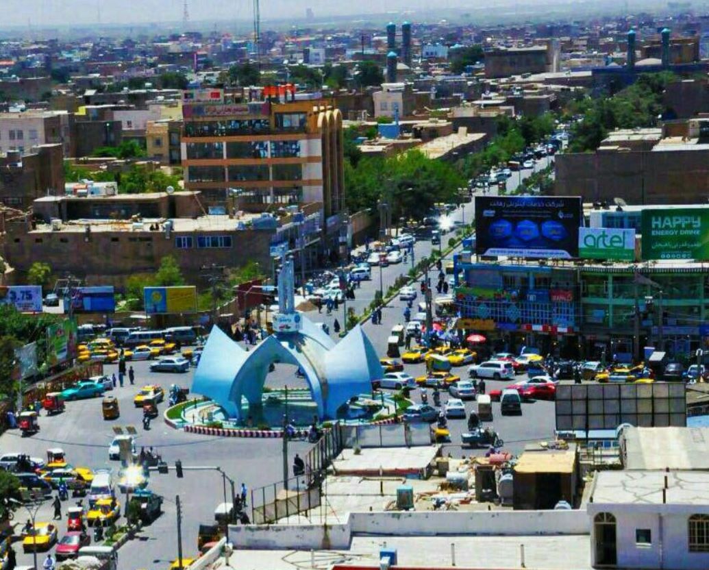 طالبان: په هرات کې په کمپیوټري بڼه د نسخو لیکلو بهیر پیل شو