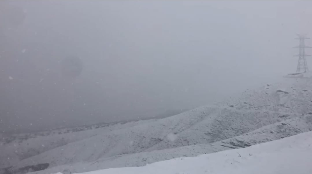 طالبان: از اثر برف و سرمای روزهای اخیر در افغانستان دستکم ۹ نفر جان باختند