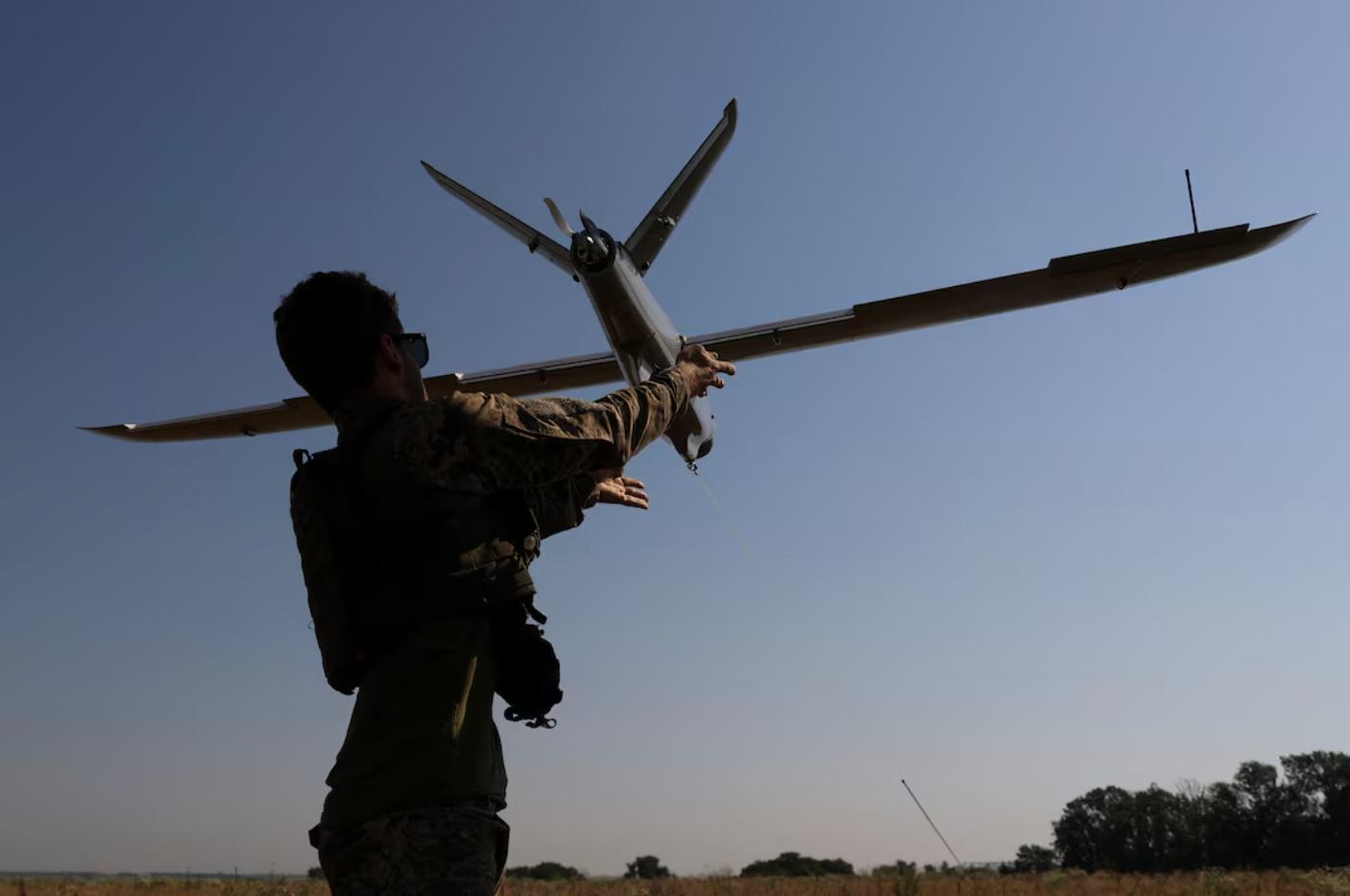 د روسیې او اوکراین د ډرون جګړه: روسیې درې او اوکراین نهه بې پیلوټه الوتکې نسکوره کړي