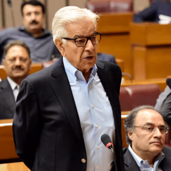 ادعای وزیر دفاع پاکستان: رهبران شورشیان بلوچ در افغانستان حضور دارند