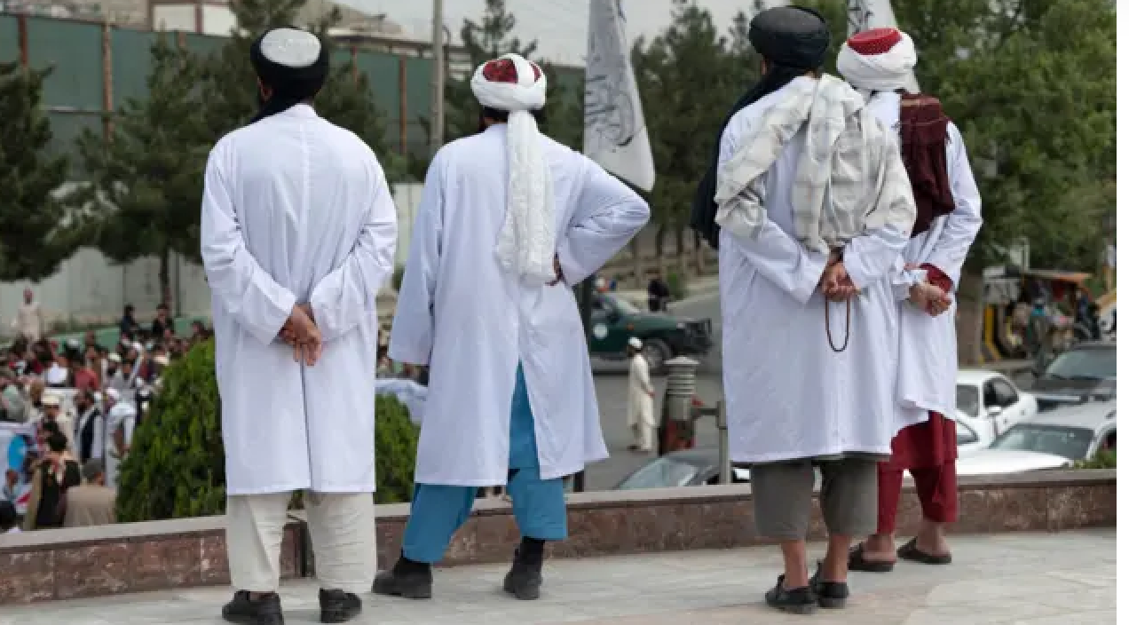 طالبانو په بلخ او بامیانو کې دوه کوډګر نیولي