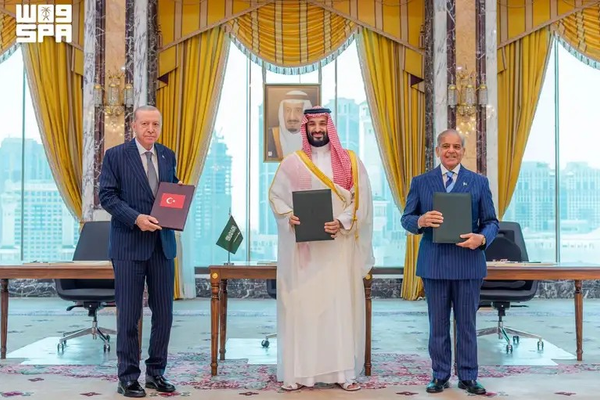صمت طالبان إزاء الاتفاق الدفاعي بين تركيا والسعودية وباكستان