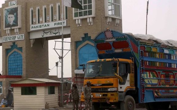 پاکستان در دو روز گذشته ۵۰ لاری پیاز و بادنجان رومی از افغانستان و ایران وارد کرده است